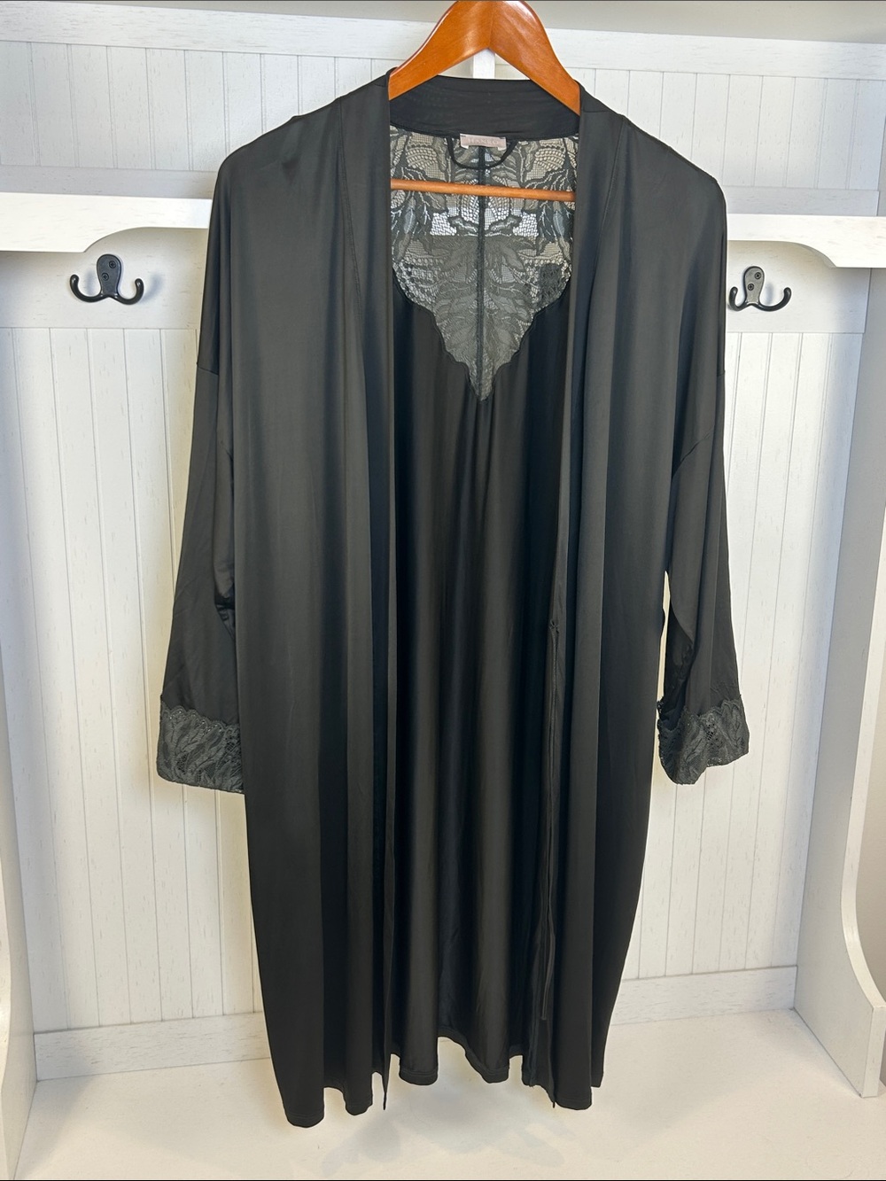 HANRO Charcoal Gray Lace Trim Lounge Robe Open Front Duster